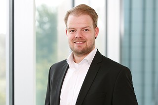 Tobias Holst